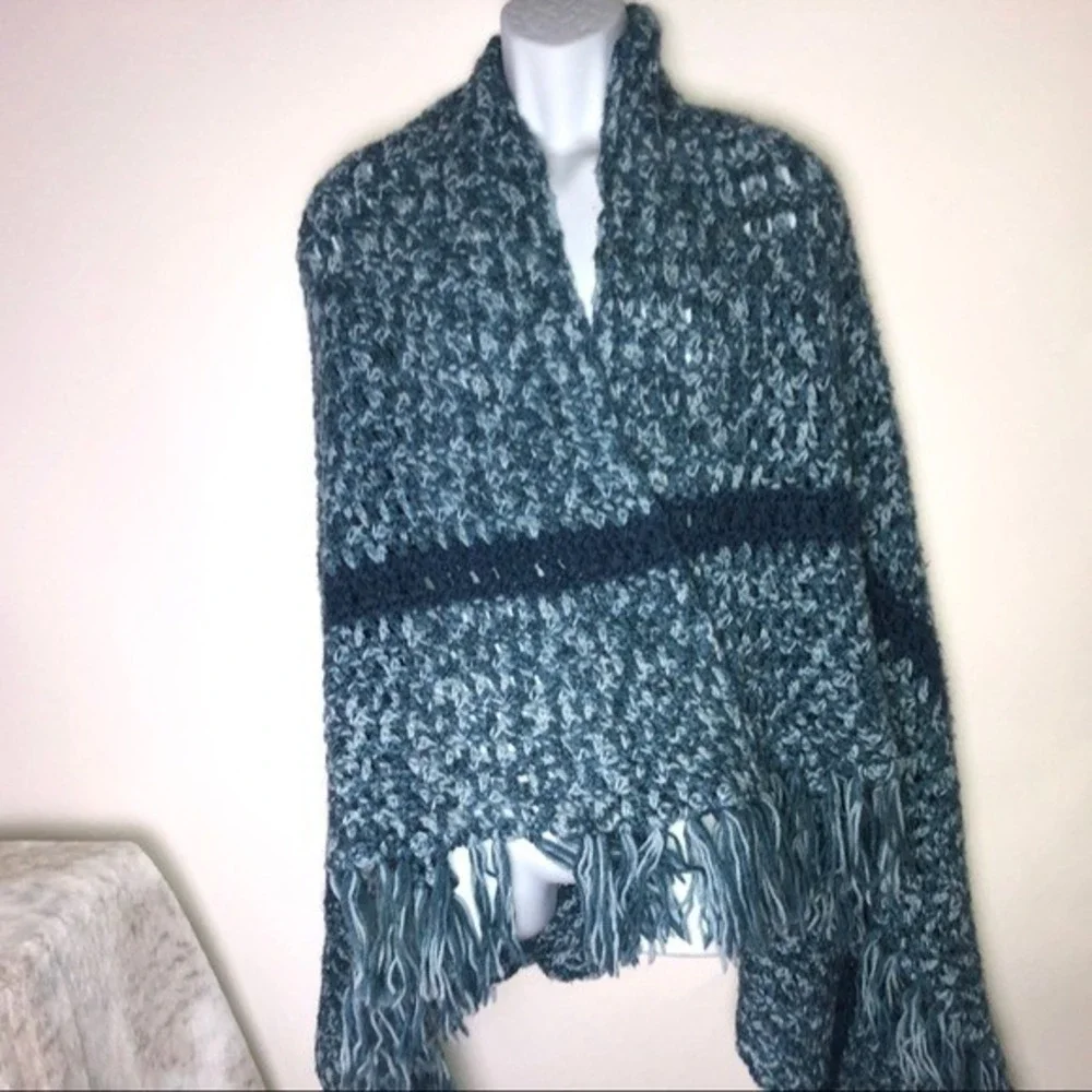 Crochet Blue Throw Blanket‎ Hand Made